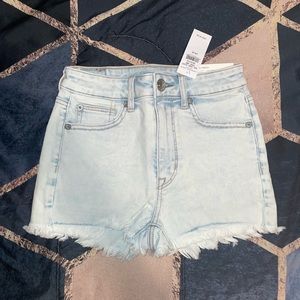 NWT - American Eagle High-Rise Short Shorts 00